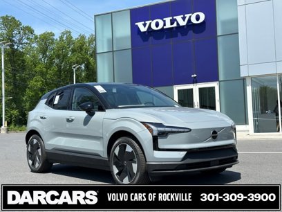 New 2025 Volvo EX30 Plus w/ Climate Package