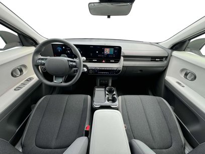 New 2025 Hyundai Ioniq 5 SE