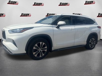 Used 2020 Toyota Highlander XLE