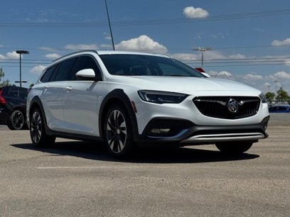 Used 2019 Buick Regal Essence w/ Driver Confidence Package I
