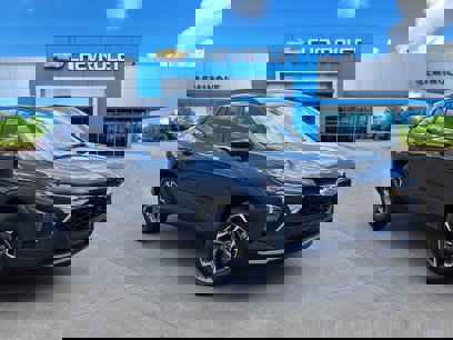 New 2025 Chevrolet Trax LT w/ LT Convenience Package
