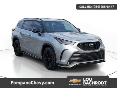 Used 2023 Toyota Highlander XSE
