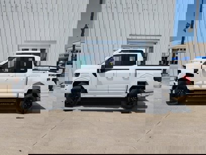 New 2024 Ford F150 XLT w/ Equipment Group 302A MID