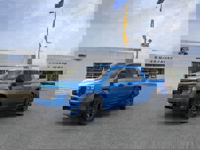 New 2025 Ford Maverick XLT w/ XLT Luxury Package