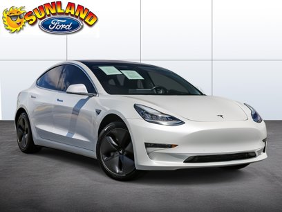 Used 2018 Tesla Model 3 Mid Range