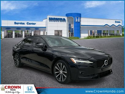Used 2022 Volvo S60 B5 Momentum