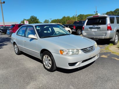 Used 2001 Toyota Corolla LE w/ Extra Value Pkg 2
