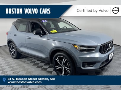 Certified 2022 Volvo XC40 T5 R-Design w/ Climate Package