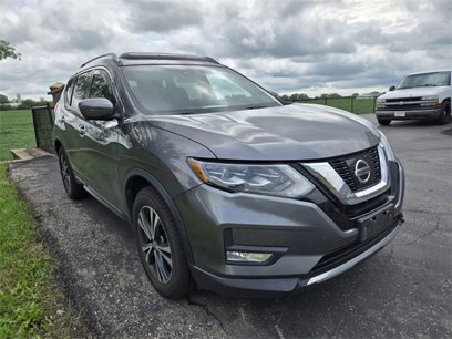 Used 2017 Nissan Rogue SL w/ SL Premium Package