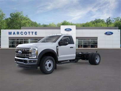 New 2025 Ford F450 XL w/ XL Chrome Package