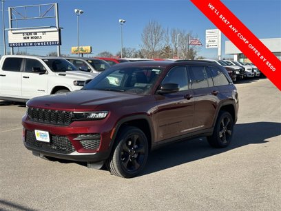New 2025 Jeep Grand Cherokee Altitude