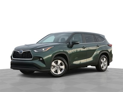 Used 2024 Toyota Highlander LE