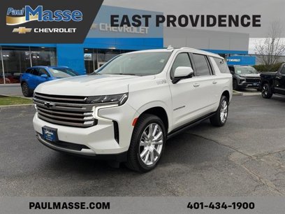 Used 2022 Chevrolet Suburban High Country w/ Premium Package 2