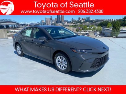 New 2025 Toyota Camry LE