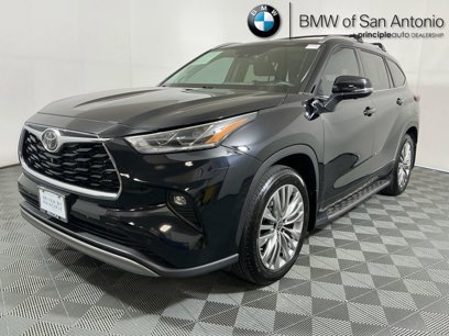 Used 2024 Toyota Highlander Platinum
