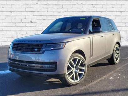 New 2025 Land Rover Range Rover SE