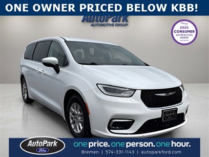 Used 2023 Chrysler Pacifica Touring-L