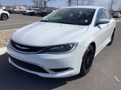 Used 2015 Chrysler 200 Limited w/ Convenience Group