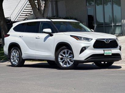 Used 2022 Toyota Highlander Limited