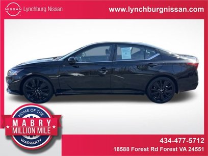 Used 2022 Nissan Altima 2.5 SR w/ Midnight Edition Package