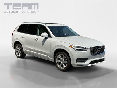 Used 2022 Volvo XC90 T6 Momentum