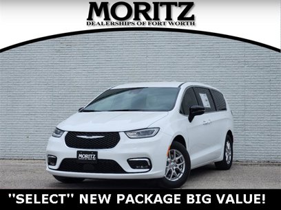 New 2025 Chrysler Pacifica Select