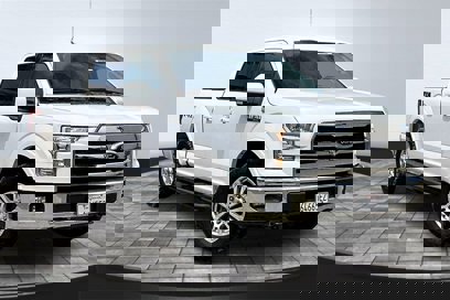 Used 2017 Ford F150 Lariat w/ Trailer Tow Package