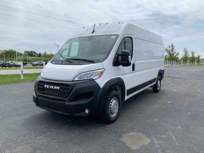 New 2025 RAM ProMaster 3500 w/ Convenience Group
