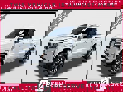 New 2024 Nissan Frontier SL