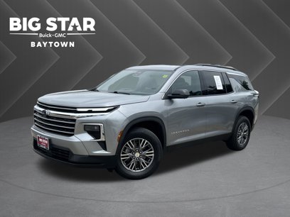 Used 2024 Chevrolet Traverse LT