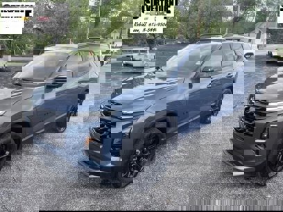 New 2025 Chevrolet Equinox LT w/ Safety and Technology Package