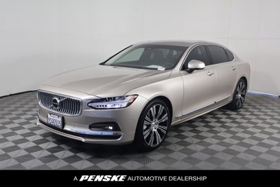 Used 2025 Volvo S90 B6 Ultra w/ Protection Package Premier