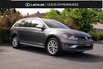 Used 2017 Volkswagen Golf Alltrack SE