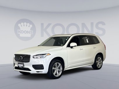 Used 2021 Volvo XC90 T6 Momentum w/ Advanced Package
