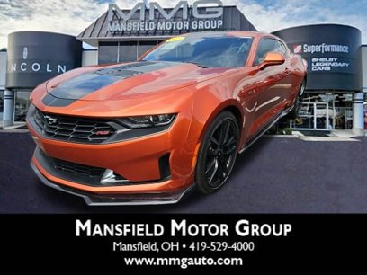 Used 2023 Chevrolet Camaro LT w/ Design Package 2