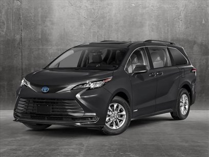 New 2025 Toyota Sienna LE