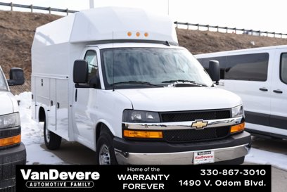 New 2024 Chevrolet Express 3500 w/ Power Convenience Package