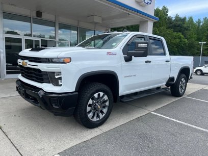 Used 2024 Chevrolet Silverado 2500 Custom w/ Custom Value Package
