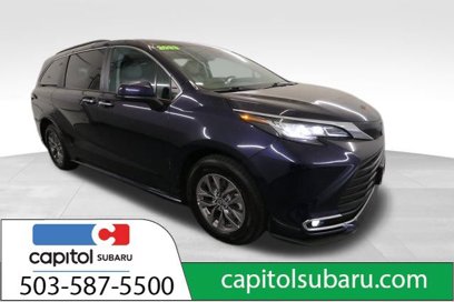 Used 2023 Toyota Sienna XLE