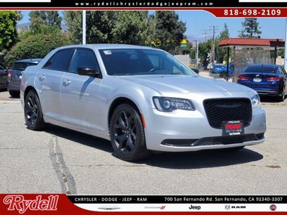 Certified 2022 Chrysler 300 Touring w/ Sport Appearance Package