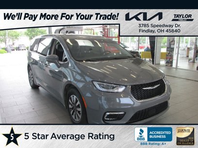 Used 2022 Chrysler Pacifica Touring-L