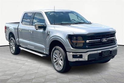 New 2025 Ford F150 XLT w/ Equipment Group 302A MID