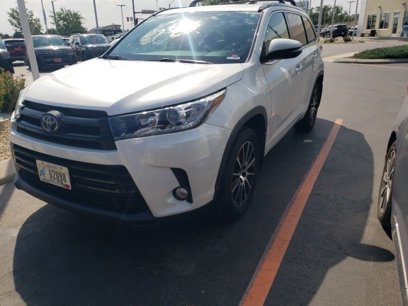 Used 2018 Toyota Highlander SE