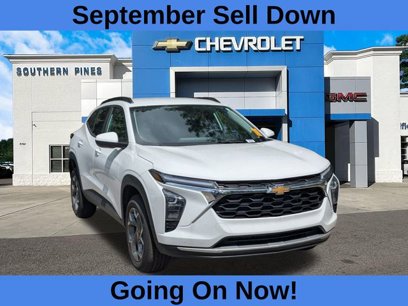 Used 2025 Chevrolet Trax LT w/ Driver Confidence Package