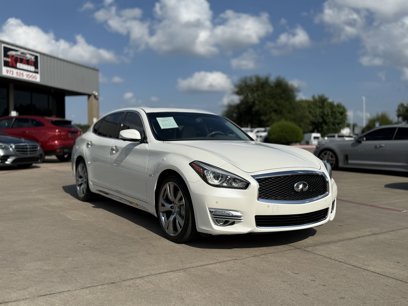 Used 2017 INFINITI Q70 L 3.7