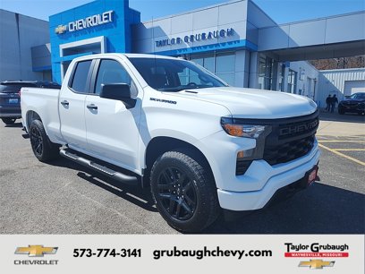 New 2025 Chevrolet Silverado 1500 Custom w/ Turbomax Blackout Package