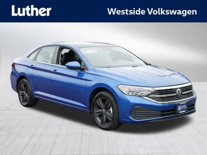Certified 2024 Volkswagen Jetta SE w/ Panoramic Sunroof Package
