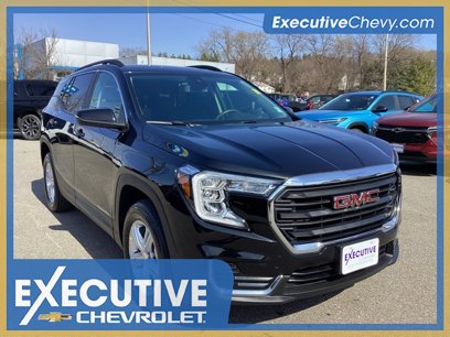 Used 2022 GMC Terrain SLE w/ Driver Convenience Package