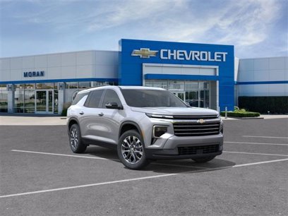 New 2025 Chevrolet Traverse LT w/ Sun and Wheel Package