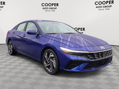 New 2025 Hyundai Elantra SEL